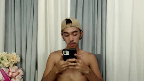 crocodale online show from 04.10.26