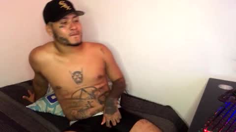 crow_black00 online show from 04.16.26