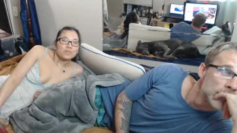 Crownandkat online show from 04.16.26