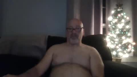 Snapshot of cruising_guy chatting on 05.03.26 fun guy online show from 05.03.26