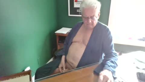 Snapshot of cruisserss chatting on 07.22.26 Sugarcane online show from 07.22.26