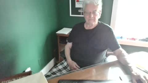 Snapshot of cruisserss chatting on 07.28.26 Sugarcane online show from 07.28.26