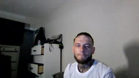 Snapshot of cruz815 chatting on 04.19.26 cruz815 online show from 04.19.26