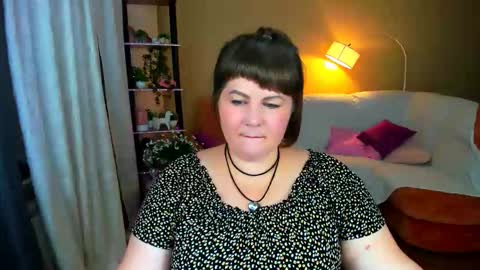 Snapshot of crystaalstaar chatting on 09.14.25 Anna online show from 09.14.25