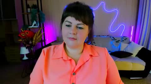 Snapshot of crystaalstaar chatting on 09.15.25 Anna online show from 09.15.25