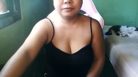 Snapshot of crystal_april chatting on 07.20.26 Crys online show from 07.20.26