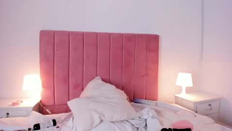  Crystal  online show from 12.22.24