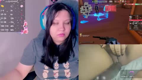 Snapshot of crystal_velvet01 chatting on 12.05.24 crystal online show from 12.05.24