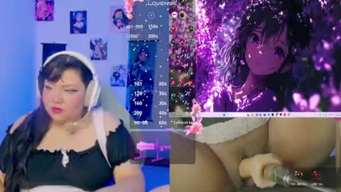 Snapshot of crystal_velvet01 chatting on 07.12.26 crystal online show from 07.12.26