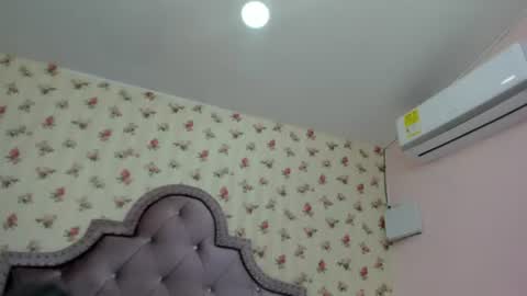 Milf Latina online show from 08.08.26