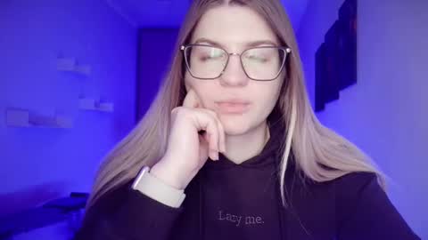 crystalblush01 online show from 04.28.26