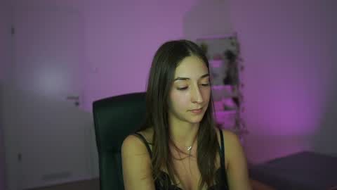 Crystalbrunette18 online show from 04.08.26