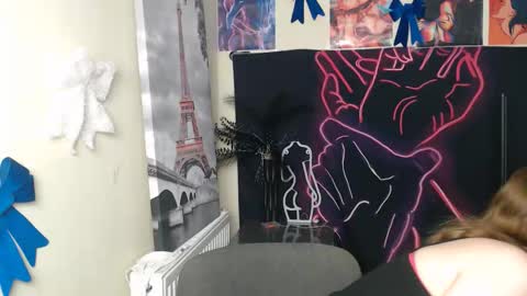 Stella online show from 02.08.26