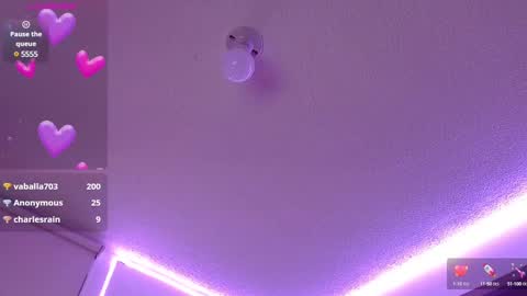 Snapshot of crystalitesq chatting on 02.08.25 Olivia  online show from 02.08.25