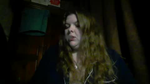 Snapshot of crystalizzzee chatting on 02.27.25 Herekittykitty69 online show from 02.27.25