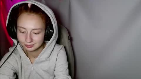 Snapshot of crystallkris chatting on 12.27.24 Kristina online show from 12.27.24