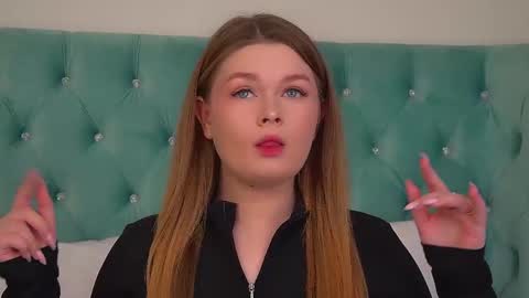 Crystal online show from 11.28.25