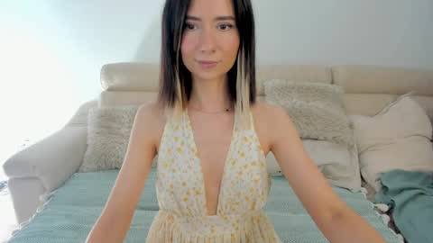Snapshot of crystalnut chatting on 06.06.26 Maria online show from 06.06.26