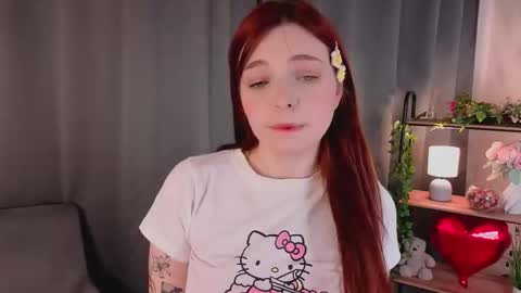 Snapshot of crystalrossy chatting on 02.15.26 Morry online show from 02.15.26