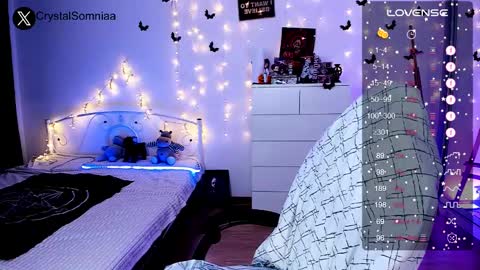 Sasha    Make me moan with patterns   good music here  online show from 01.19.25