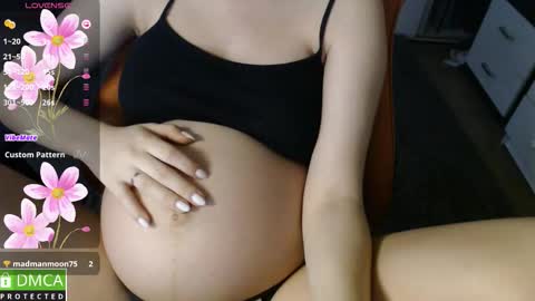 Lia online show from 10.14.25