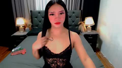 Snapshot of crytastal_lust1212 chatting on 06.11.26 bea takashi online show from 06.11.26