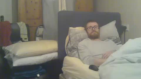 Snapshot of cs014g8493 chatting on 11.18.25 chris online show from 11.18.25