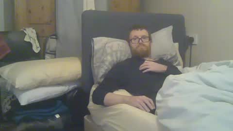 Snapshot of cs014g8493 chatting on 11.24.25 chris online show from 11.24.25