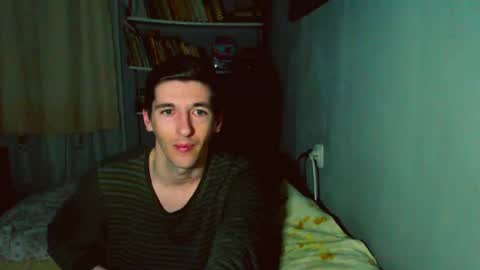 Snapshot of csongor93 chatting on 02.10.25 Stefan online show from 02.10.25