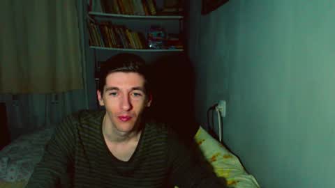 Snapshot of csongor93 chatting on 02.10.25 Stefan online show from 02.10.25
