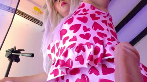 Snapshot of cuckoldlover69_ chatting on 12.14.24 cuckoldlover69_ online show from 12.14.24