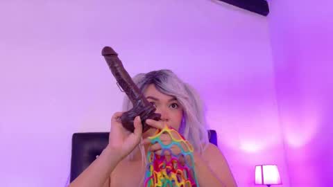 Snapshot of cuckoldlover69_ chatting on 02.11.25 cuckoldlover69_ online show from 02.11.25