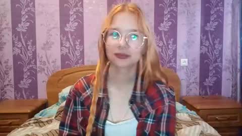 Sia online show from 09.30.25