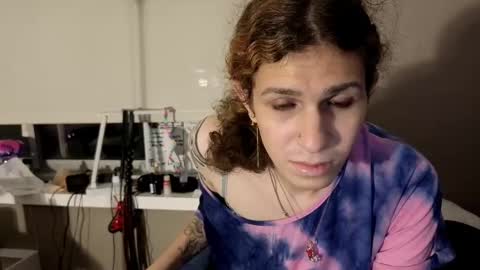 cuddleavenue online show from 11.03.25