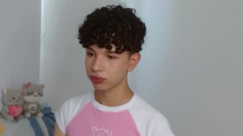 Cuddly online show from 01.12.25