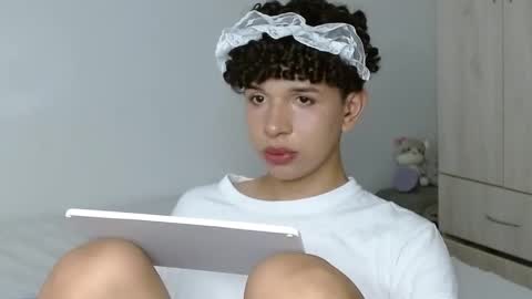 Cuddly online show from 02.27.25