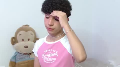 Cuddly online show from 09.11.25