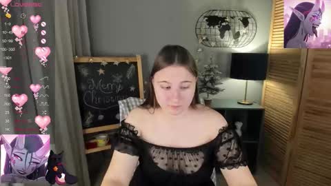 cuddlyskitty online show from 12.04.25