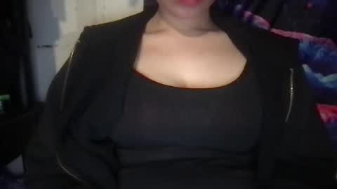 Snapshot of cum4angela chatting on 12.11.24 Angela online show from 12.11.24