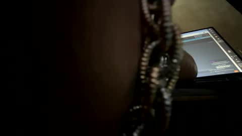 im KIM new girl to spoil online show from 02.05.25