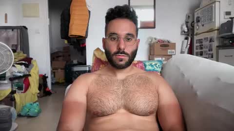 Snapshot of cuman15 chatting on 05.26.26 Cuman online show from 05.26.26