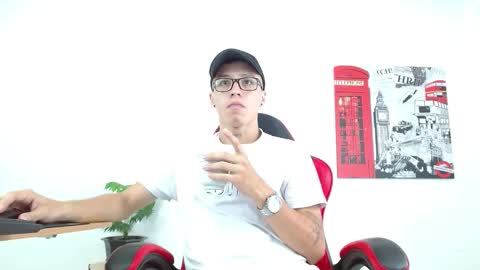 Snapshot of cumandres chatting on 09.16.25 cumandres online show from 09.16.25