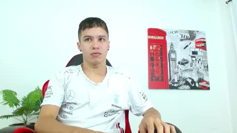 Snapshot of cumandres chatting on 09.19.25 cumandres online show from 09.19.25