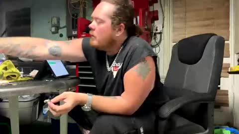 Snapshot of cumdaddyy92 chatting on 04.18.26 cumdaddyy92 online show from 04.18.26