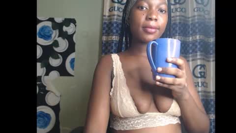 cumebony_petit online show from 10.11.25