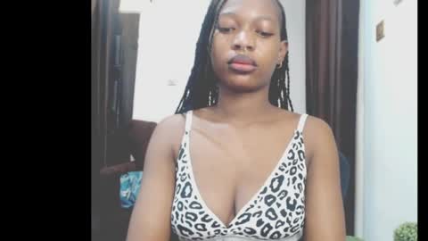 cumebony_petit online show from 04.20.26