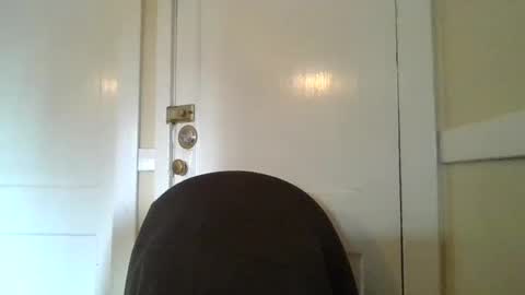 Snapshot of cuminmypants87 chatting on 10.14.25 cuminmypants87 online show from 10.14.25