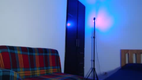 Snapshot of cumjuicy chatting on 06.12.26 Sebby online show from 06.12.26