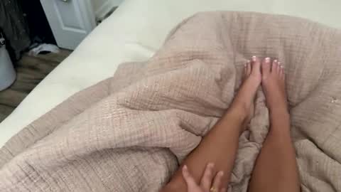 cummonnmeeeee online show from 04.04.26