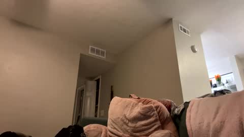 Snapshot of cumontae chatting on 01.14.25 Pussy whipped babyboy online show from 01.14.25